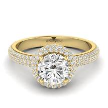 Engagement ring metal - yellow gold