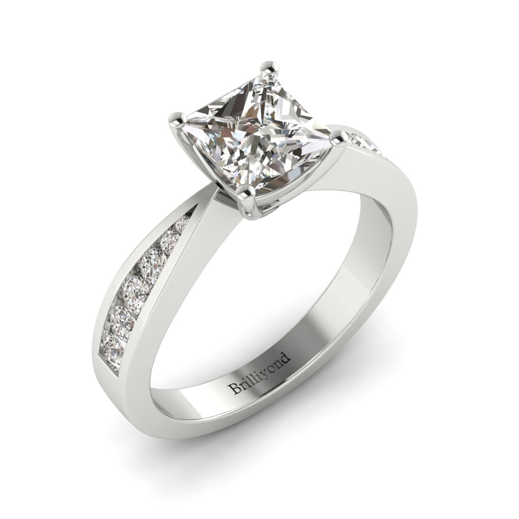Princess cut Diamond Engagement Ring Vanessa in White Gold 