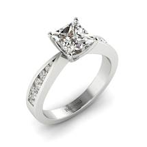 Princess cut Diamond Engagement Ring Vanessa in White Gold 