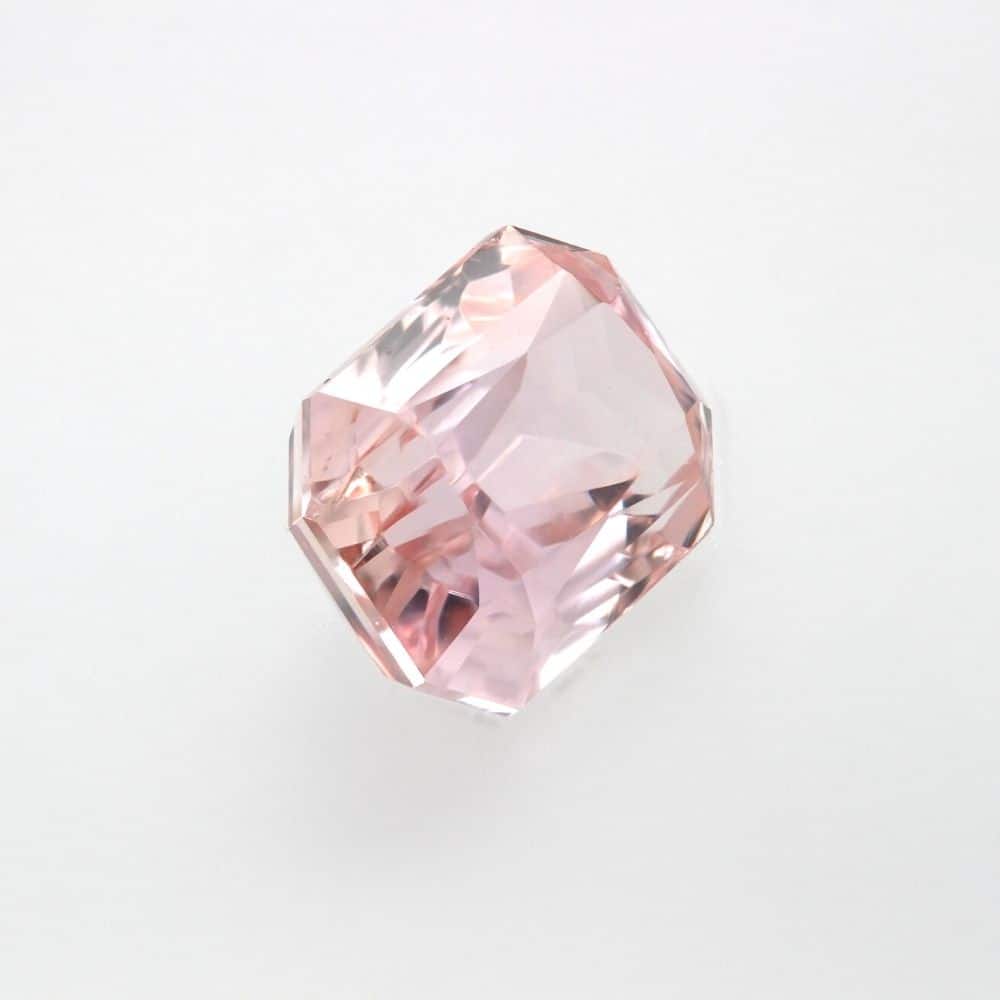 Peach Padparadscha Sapphire (1.64ct)_image1