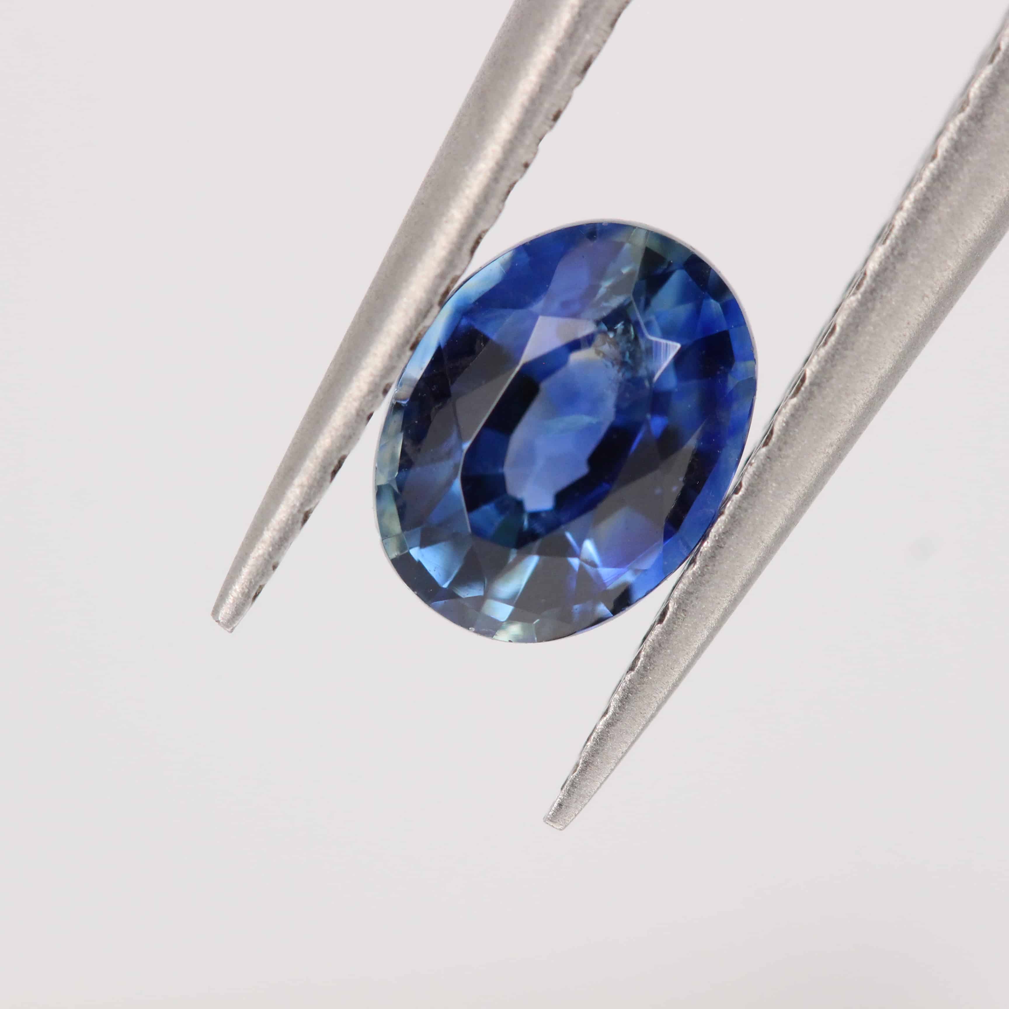 Natural Blue Sapphire 1.0ct (6.56x5.10x3.56mm)