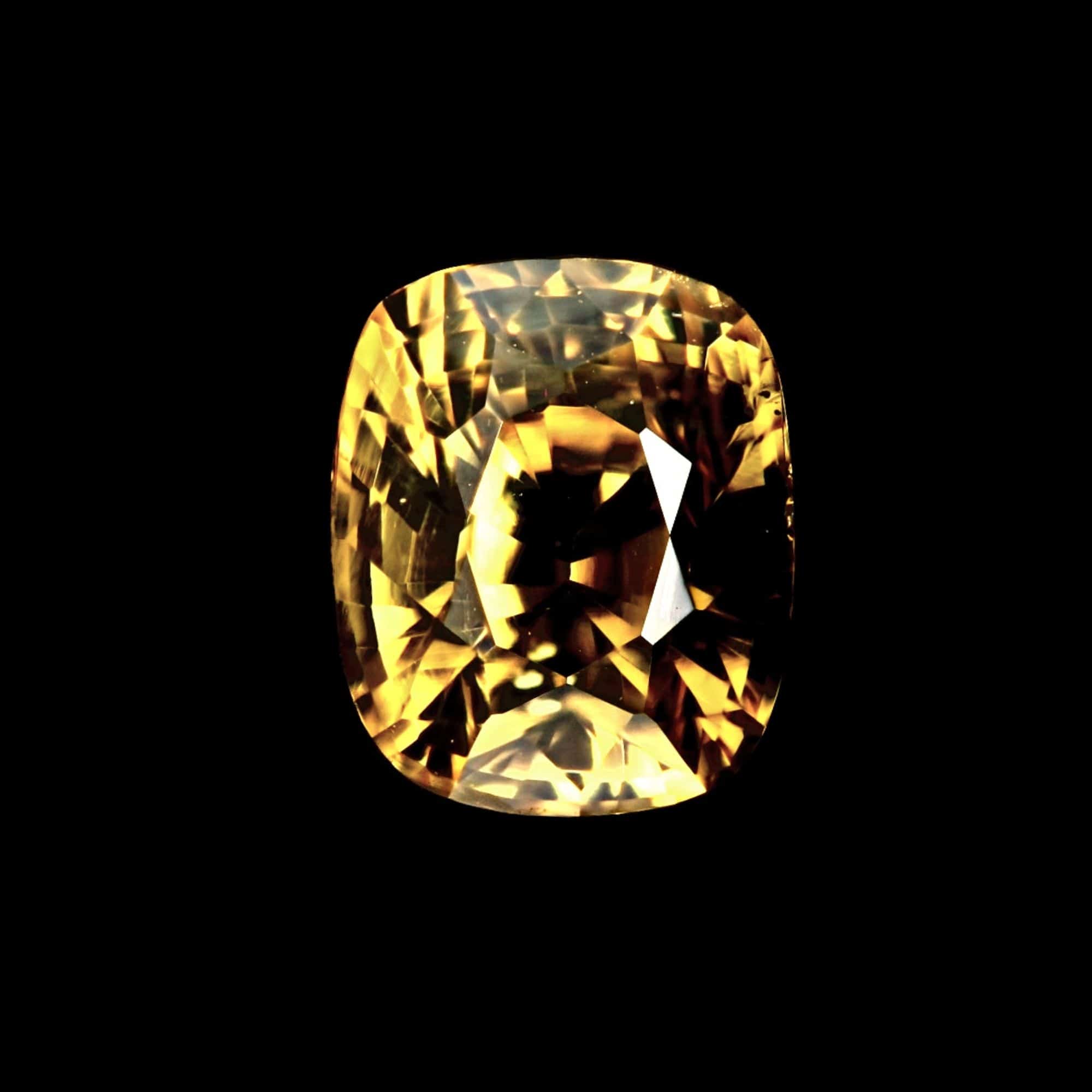Natural Yellow Sapphire 1.52ct (6.45x5.36x4.91mm) 