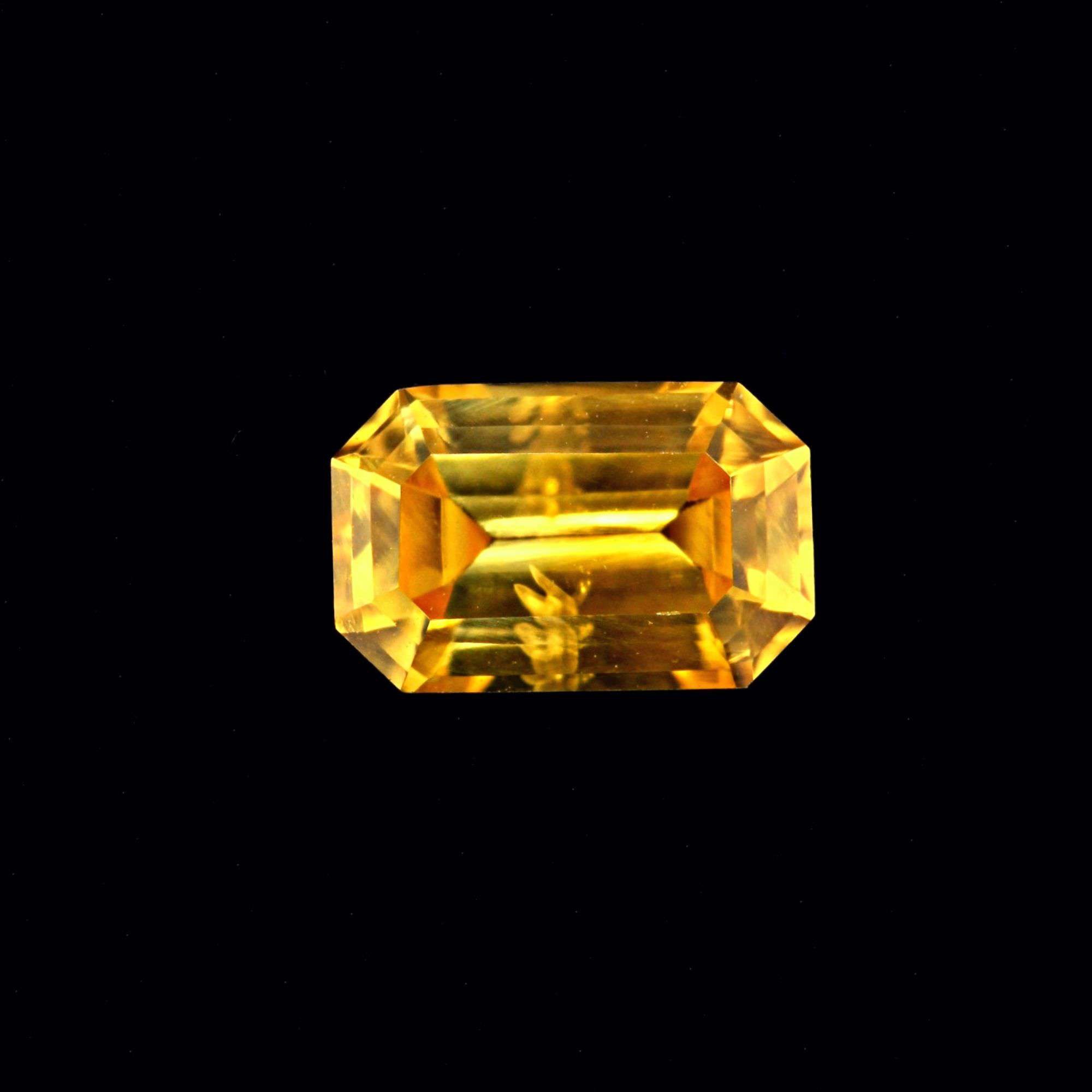 Yellow Sapphire 0.9ct (6.83X4.41X3.14mm)_image1