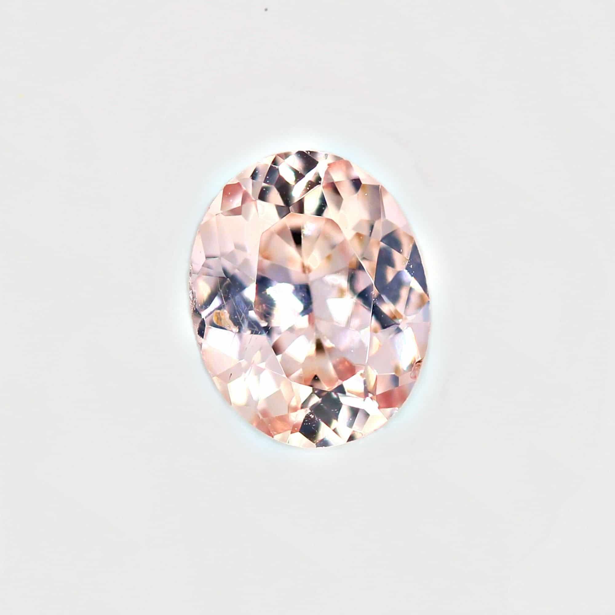 Natural Un-heated Peach Padparadscha Sapphire 0.6 Carat (5.92X4.75X2.95mm)