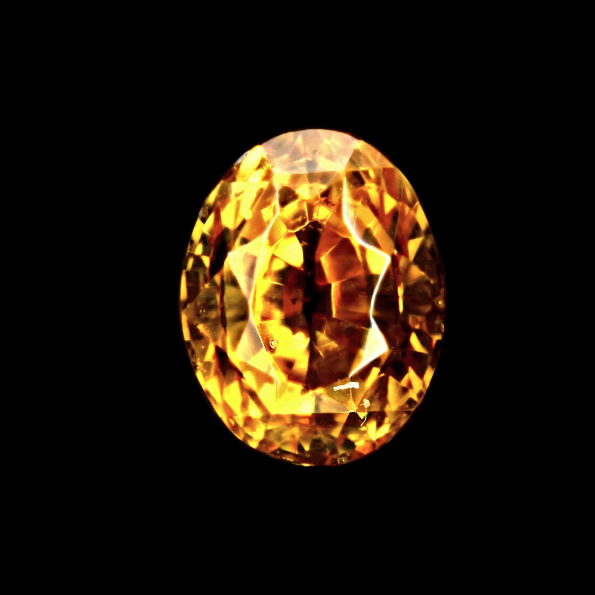 Yellow Sapphire 1.7 Carat (7.01X5.53X4.93mm)
