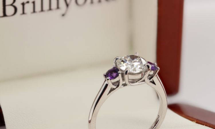 A Lab-Grown Diamond Engagement Ring