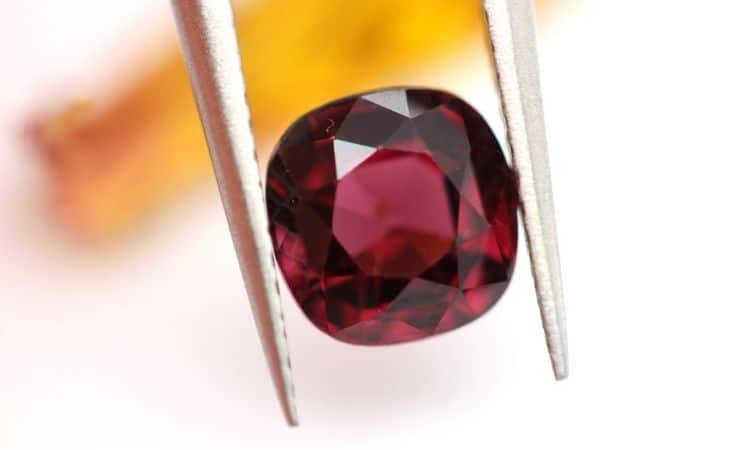 Red Spinel Gemstone from Ceylon