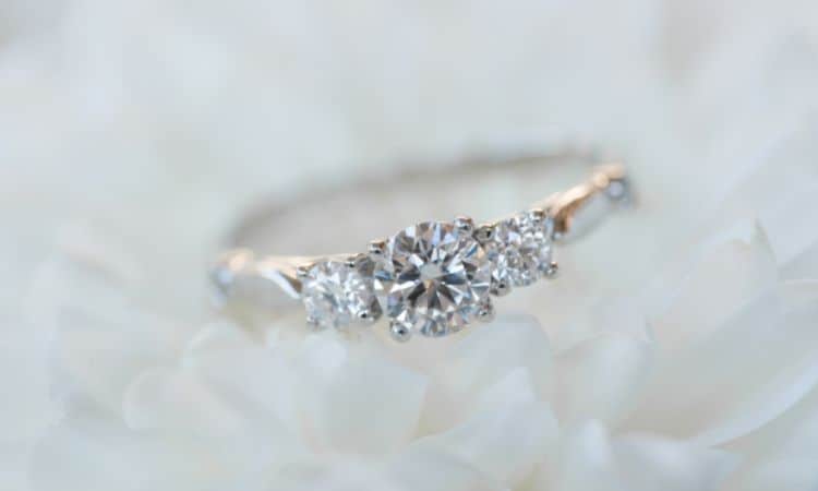 Three Stone (Trilogy) Engagement Ring Style