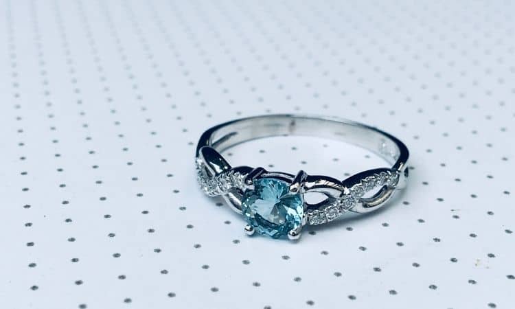 Novia Enagagement Ring